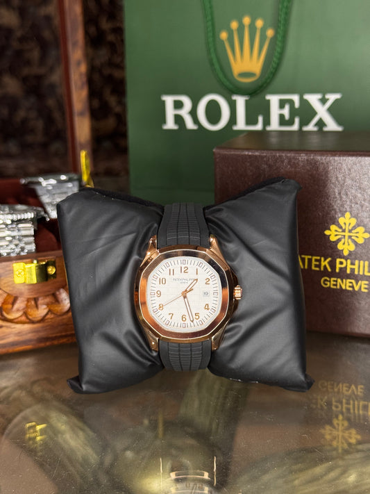 Patek Philippe Aquanaut Date