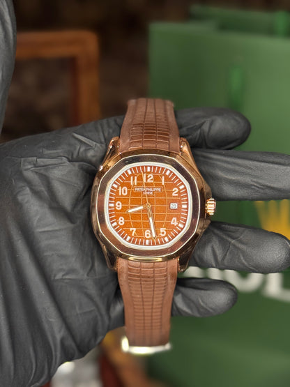 Patek Philippe Aquanaut Date