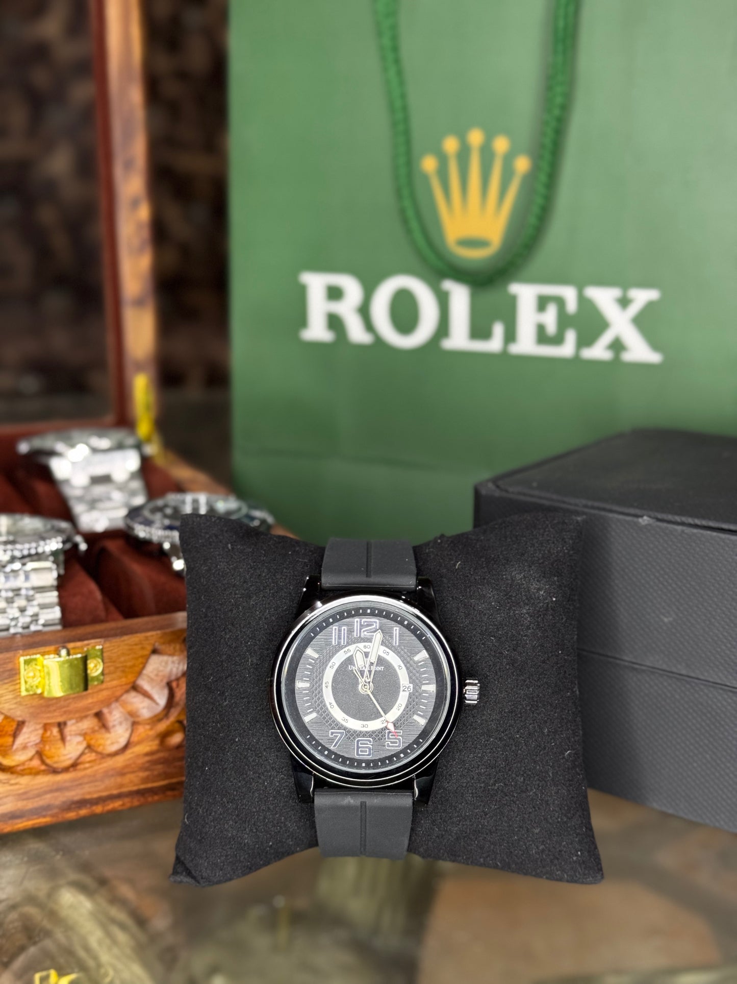 Universe Point | Black Dial